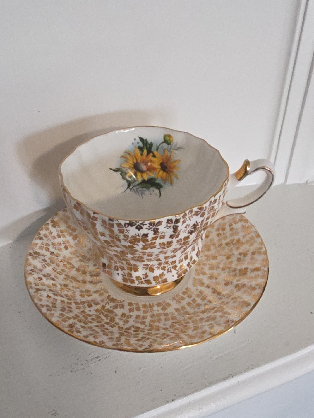 vintage Queen Anne bone china tea cup and saucer set featuring a gold chintz - Picture 6 of 7
